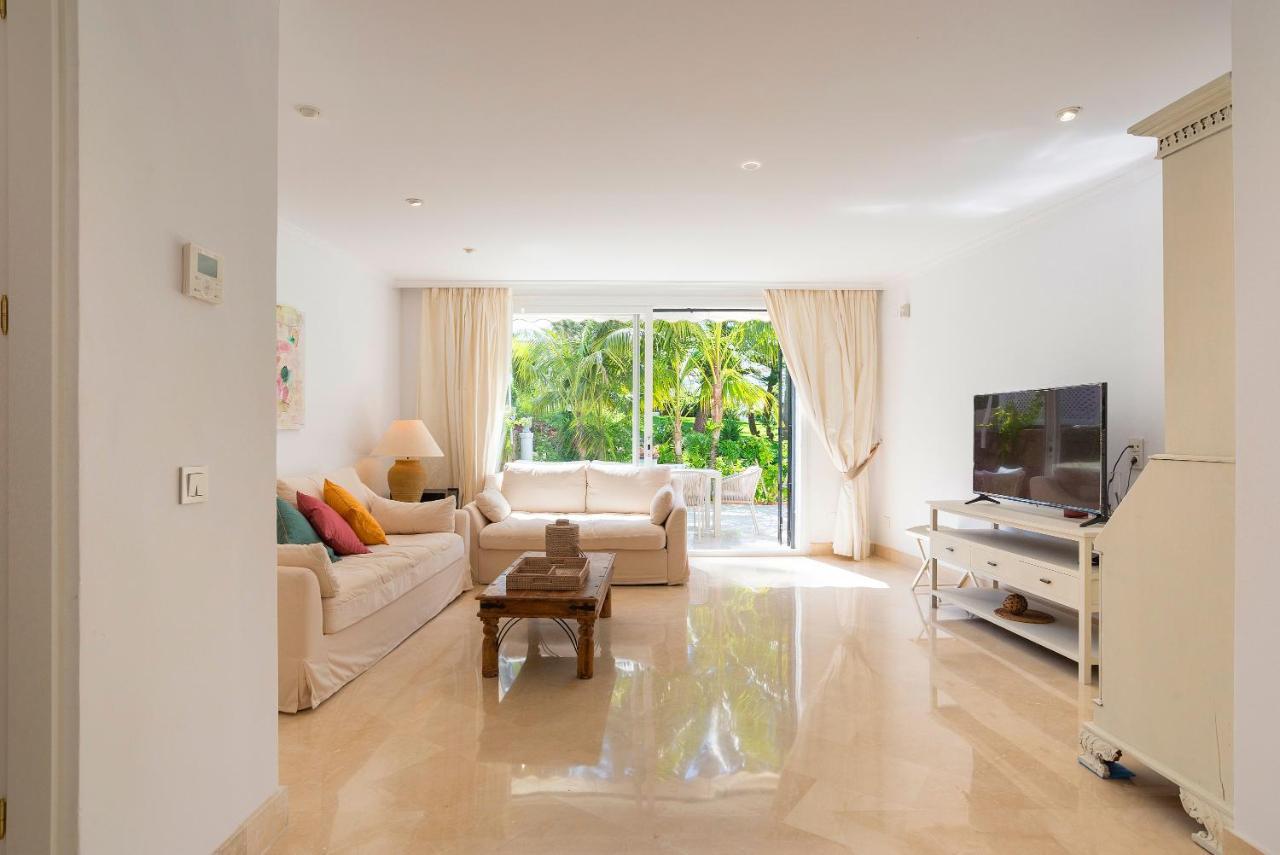 Elviria Playa White Pearl Beach Marbella Esterno foto
